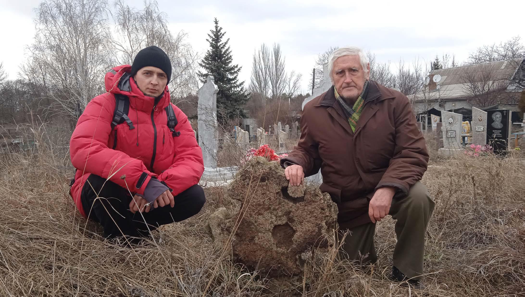 Леонід Семенович Боровик – корінний мешканець с. Мар’ївки та Мар’ян Корбут, 16.02.2022