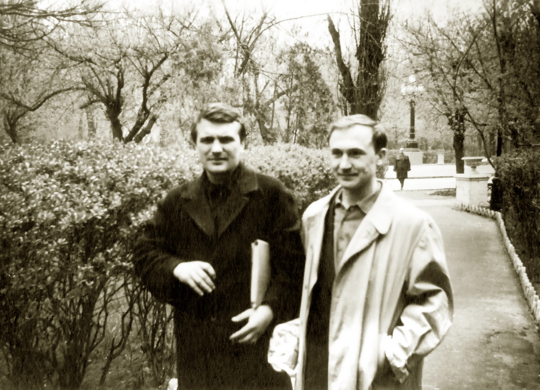 Григорій Маловик (зліва) і Іван Сокульський, 1960-ті рр. Фото: https://www.facebook.com/photo/?fbid=5263713593667202&set=a.2333334590038465