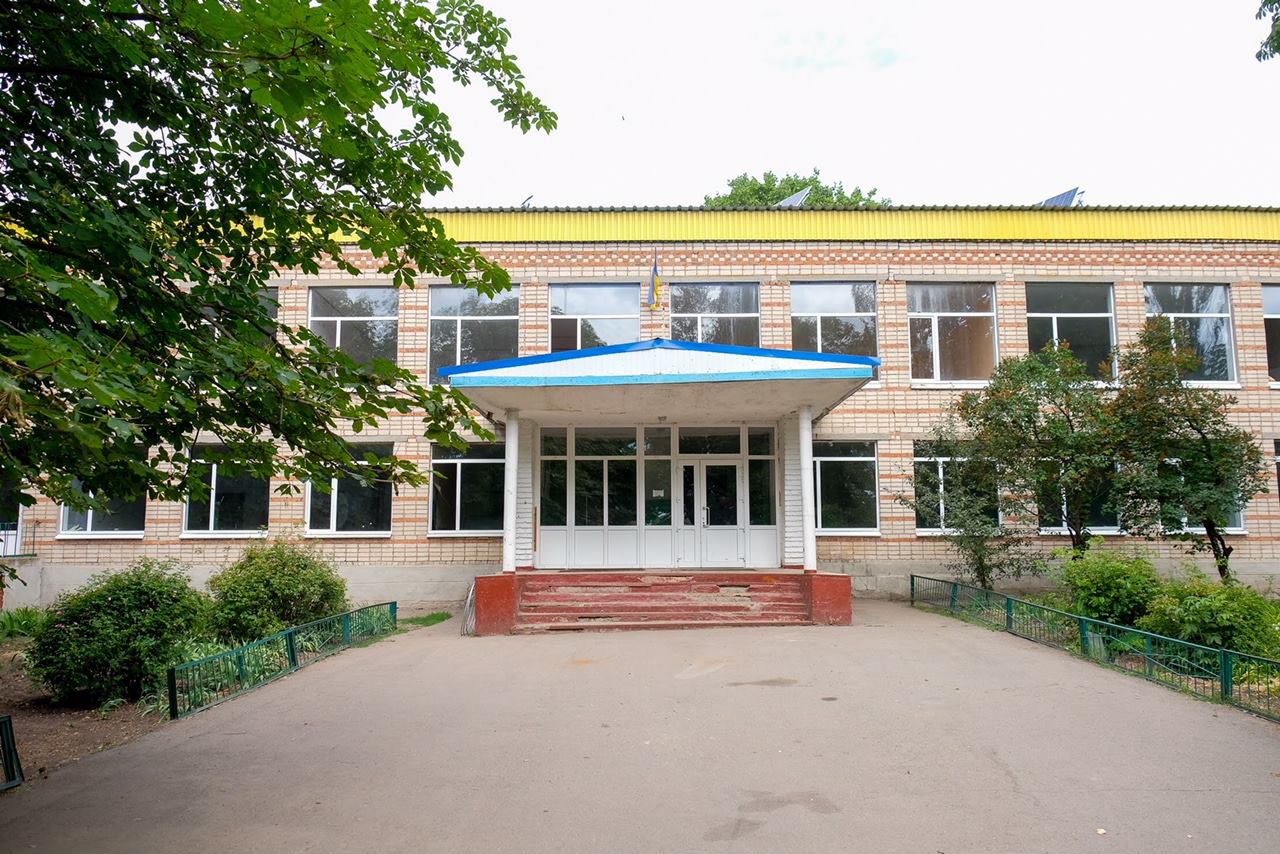 Школа в Святовасилівці до 2019 р. // https://elizarivska-gromada.gov.ua/album/710/