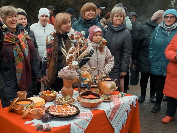 На Етнофесті «Колодій незламний». Дніпро, 2023 // https://www.facebook.com/humanipolicy/videos/169876802487789/