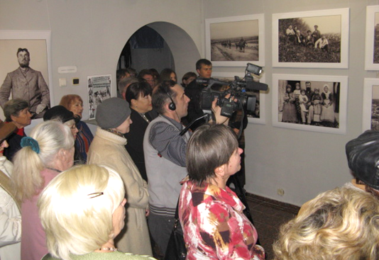 Третя виставка фотографій Е.Фукса 5.11.2015 р.