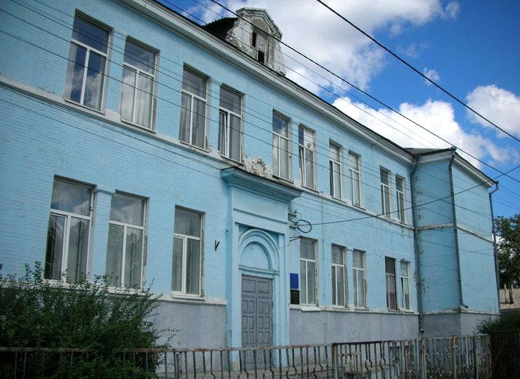 Школа №18, в якій після війни працювала Тамара Устименко-Куделя //https://gorod.dp.ua/news/179165