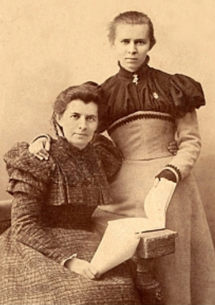 Олена Пчілка з донькою Лесею Українкою. Фото надане авторкою статті