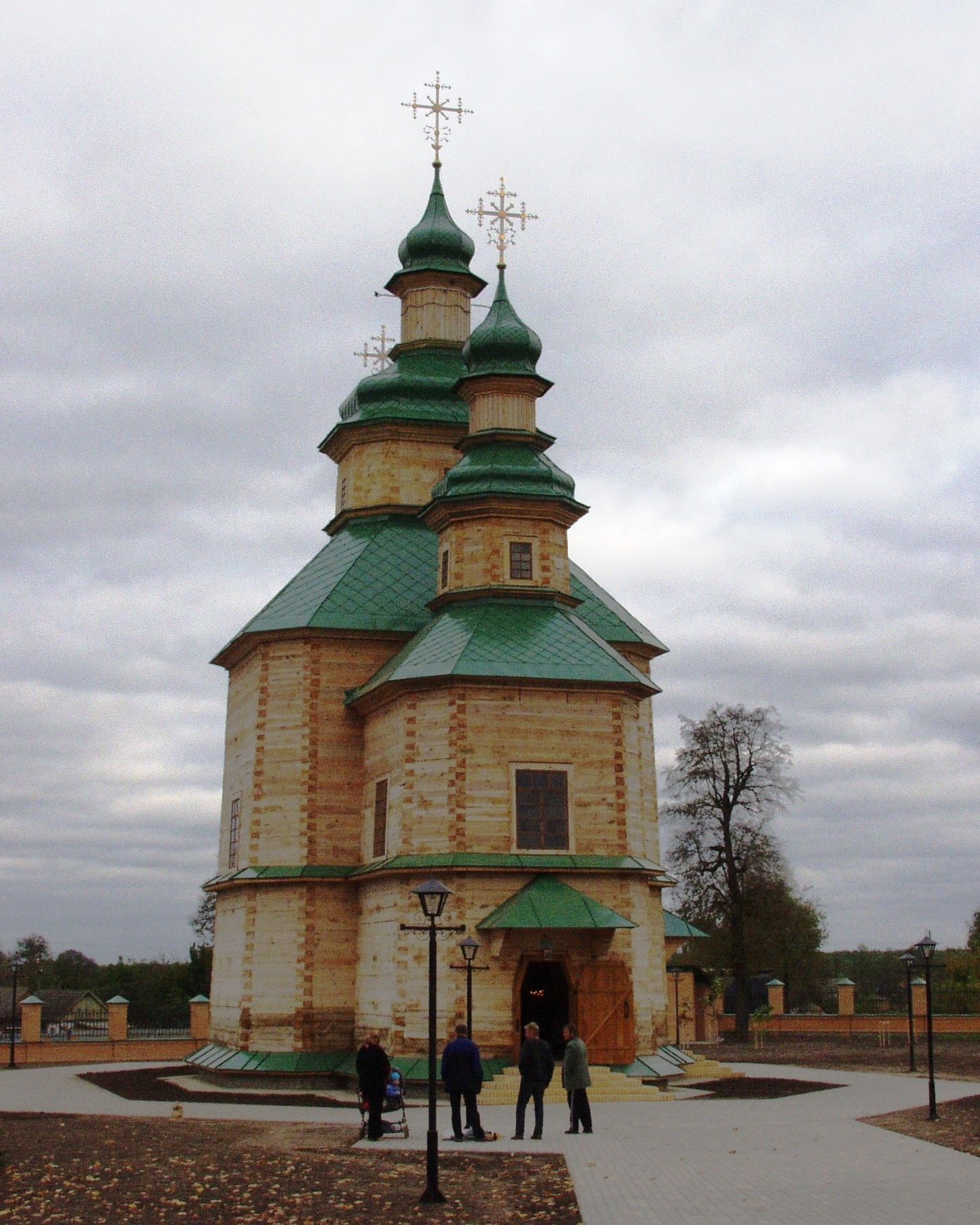 Відновлена церква Калнишевського у с. Пустовійтівці