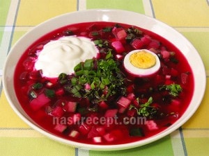 Борщ-холодник. Фото: http://nashrecept.com/recept-svekolnik-holodnyi/