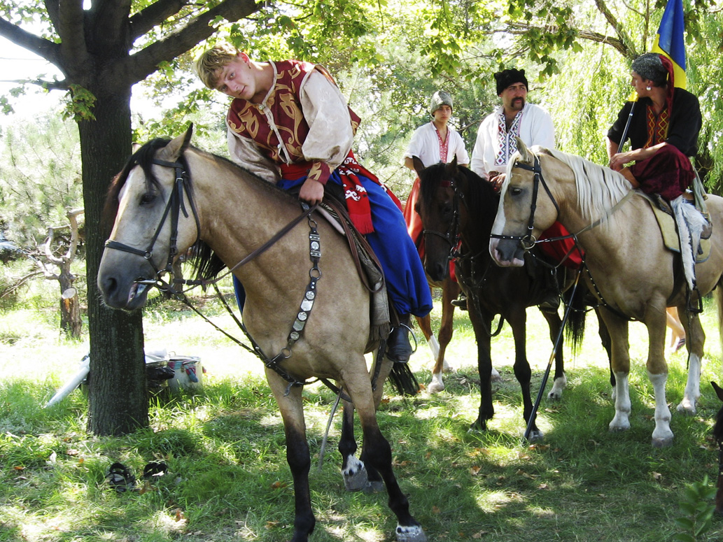  Учасники кінного театру м. Запоріжжя. Фото автора.