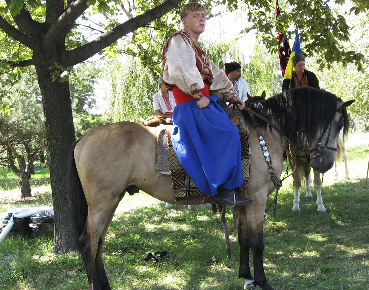 Учасники кінного театру м. Запоріжжя. Фото автора.