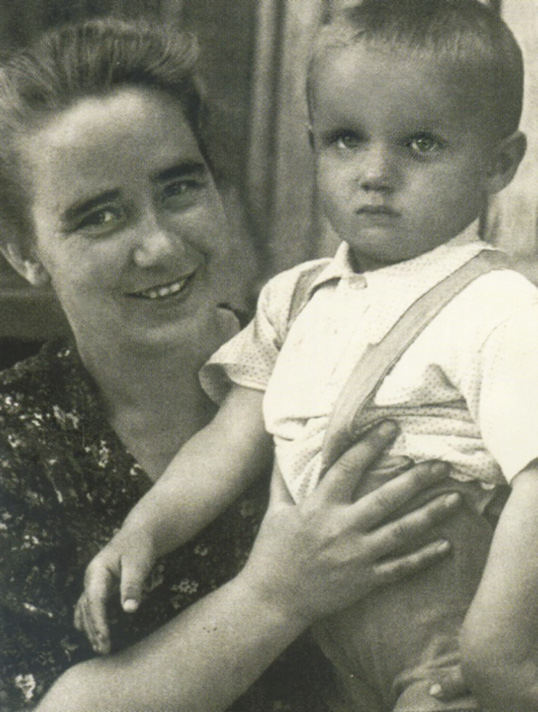 Микола Поляков з мамою Тетяною Федорівною Хрін