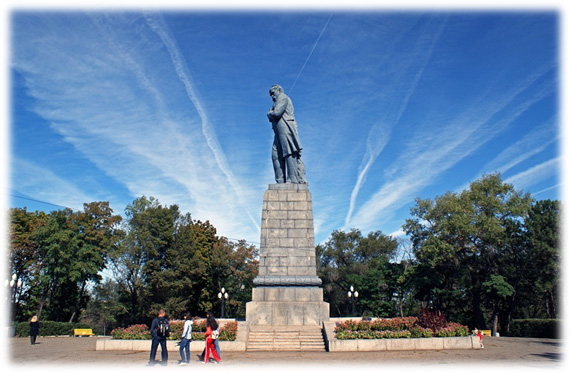 Пам’ятник Тарасу Шевченку на Монастирському острові