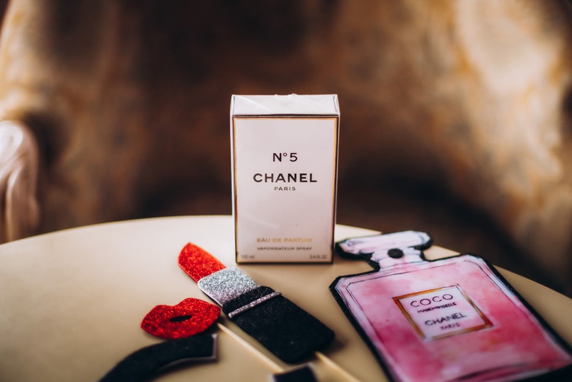 «Дуже люблю розповідати про створення аромату «Chanel No. 5».