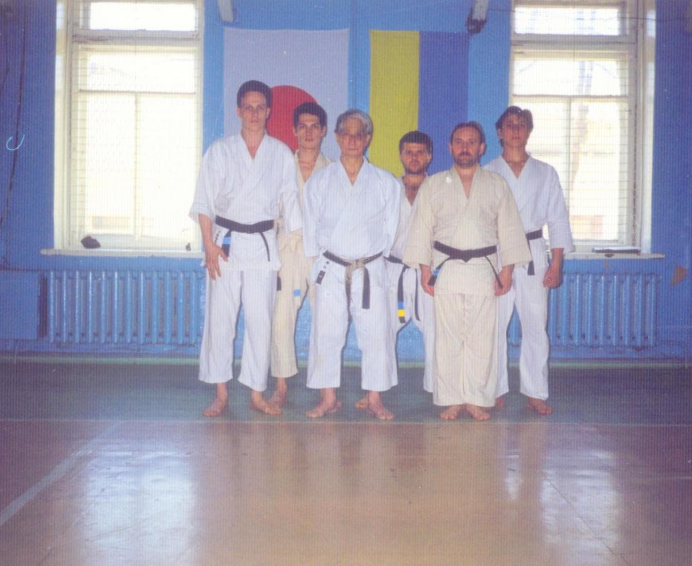 Семінар  у Кіровограді,  1994-й р. У центрі  сенсей Хідатака Нишіяма, другий   праворуч Геннадій Марков