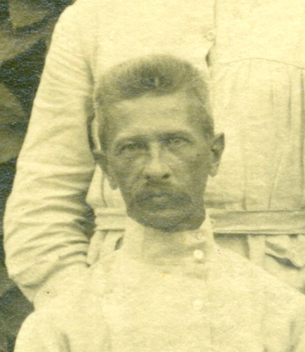 Петро Єфремов  (1883–?), фундатор місячника «СІЧ». Фото зі сторінки ФБ Oleksander Yaroshenko